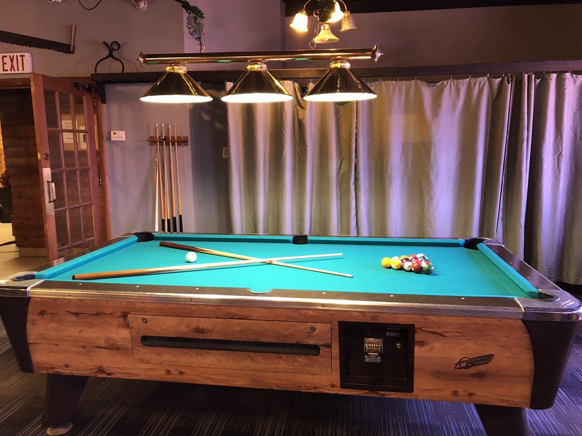 Agassiz Park Lodge - Under New Management McCreary Exteriér fotografie