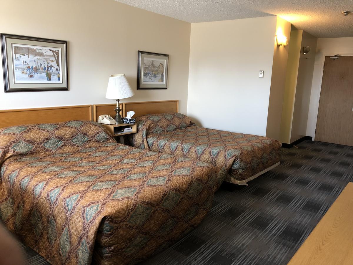 Agassiz Park Lodge - Under New Management McCreary Exteriér fotografie