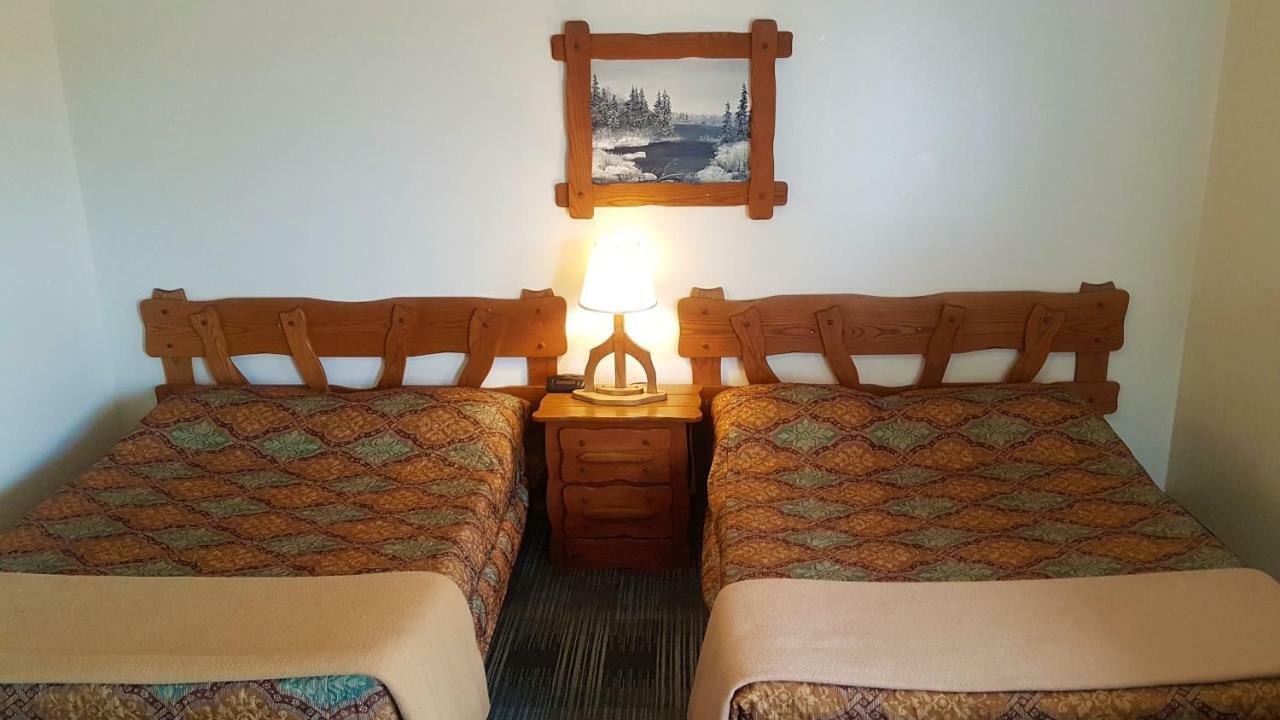Agassiz Park Lodge - Under New Management McCreary Exteriér fotografie
