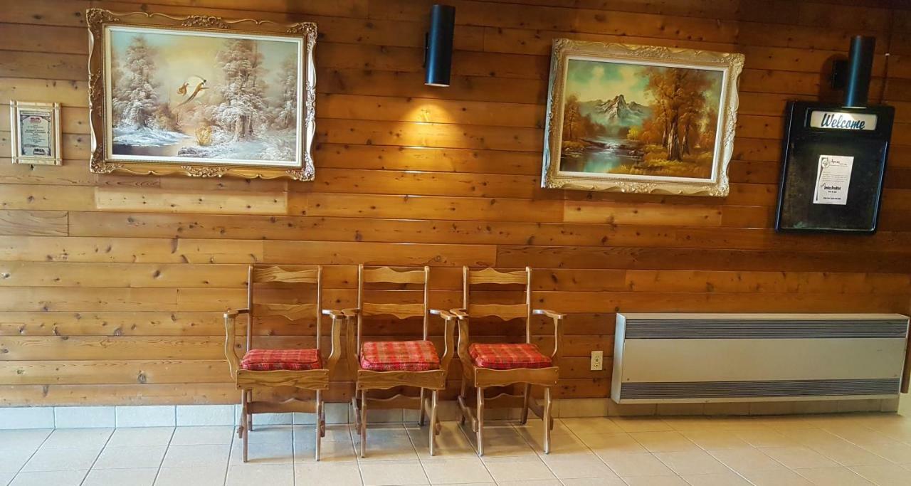 Agassiz Park Lodge - Under New Management McCreary Exteriér fotografie