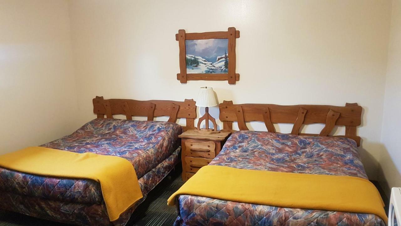 Agassiz Park Lodge - Under New Management McCreary Exteriér fotografie